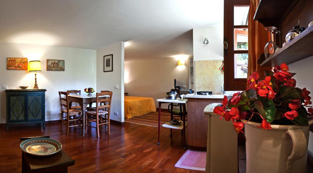 Il Glicine La Piana Dei Colli 3*